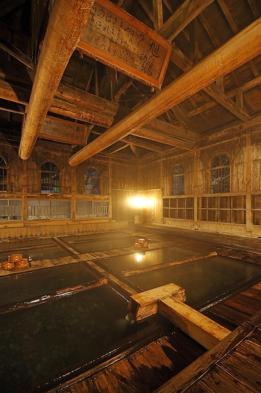 ホテル 法師温泉 長寿館 みなかみ町 エクステリア 写真